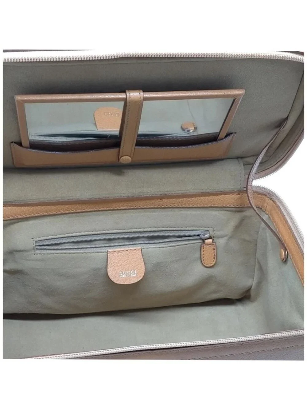Authentic Vintage Gucci Bamboo Handle Gold Leather Vanity Case Shoulder Bag